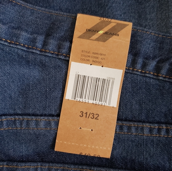 DKNY Indigo Relaxed Fit Jeans - Picture 4 of 4